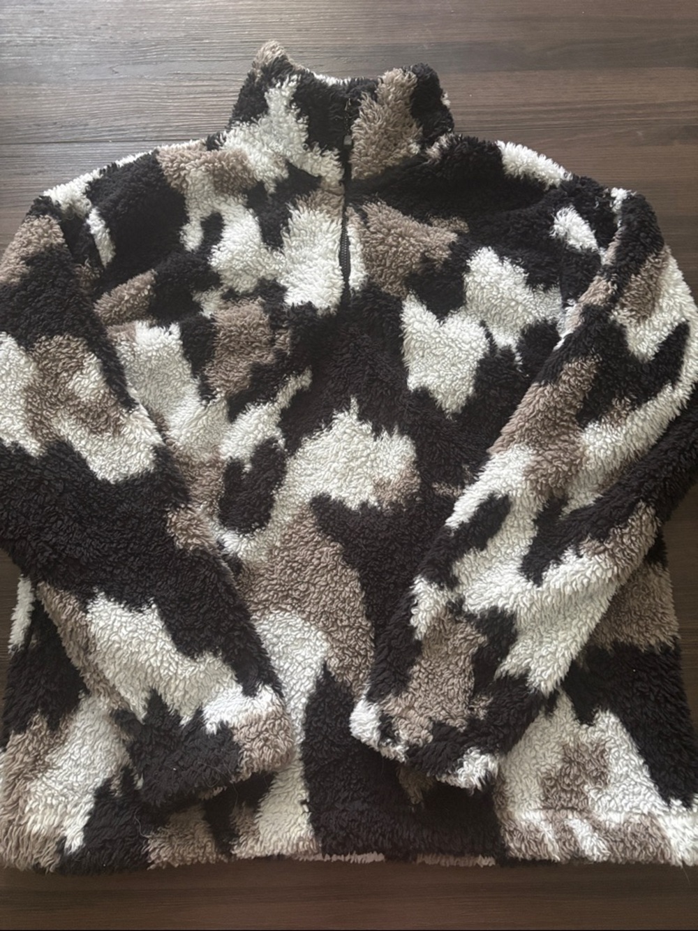 Eddie Bauer Black and Cream Sherpa Jacket